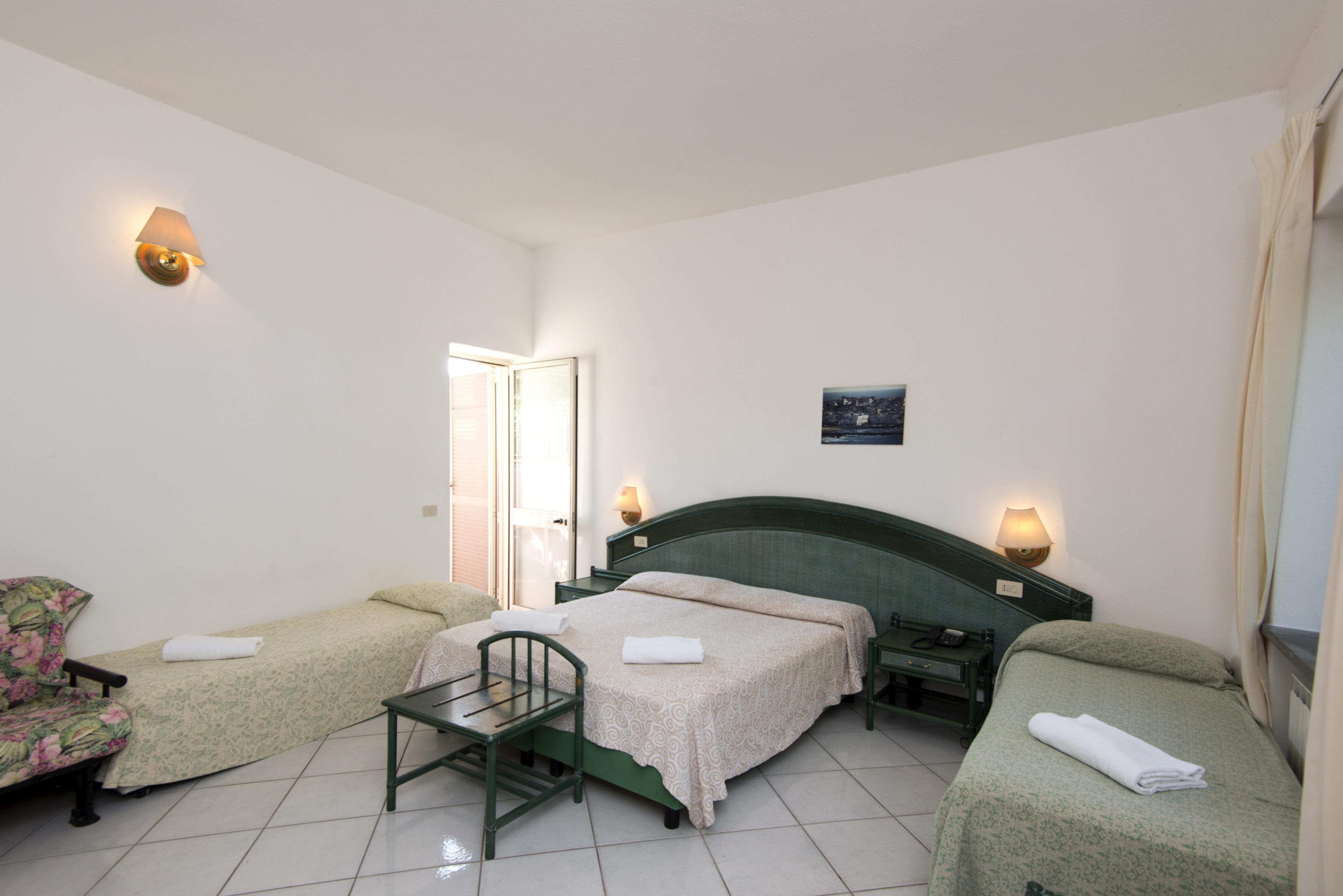 Av Club Terme Colella Hotel Forio di Ischia Екстериор снимка