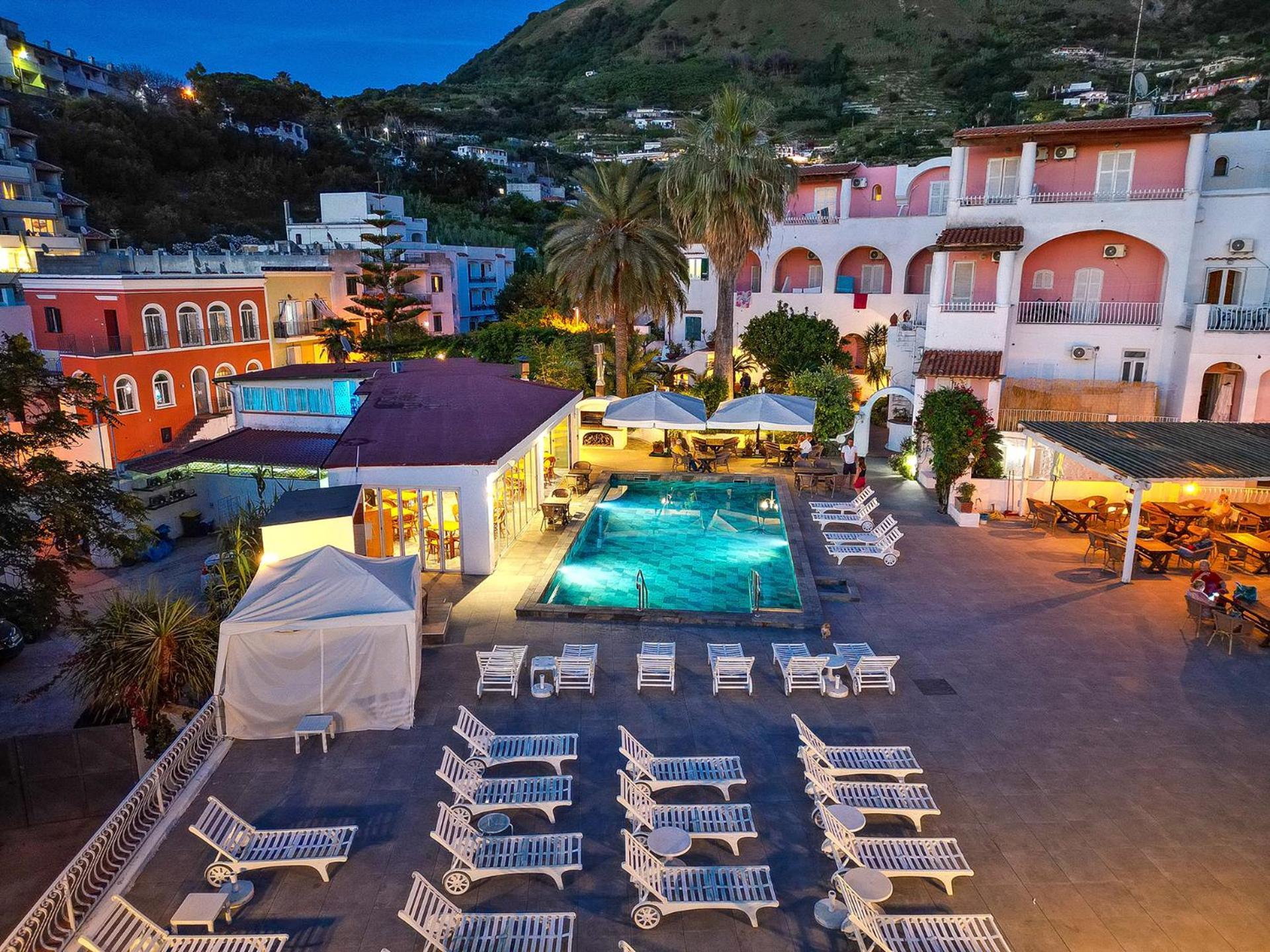 Av Club Terme Colella Hotel Forio di Ischia Екстериор снимка