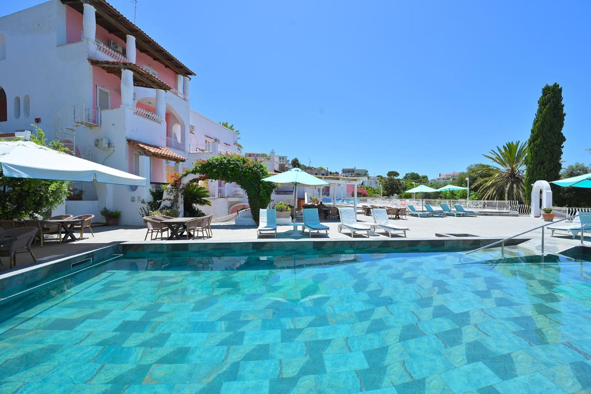 Av Club Terme Colella Hotel Forio di Ischia Екстериор снимка