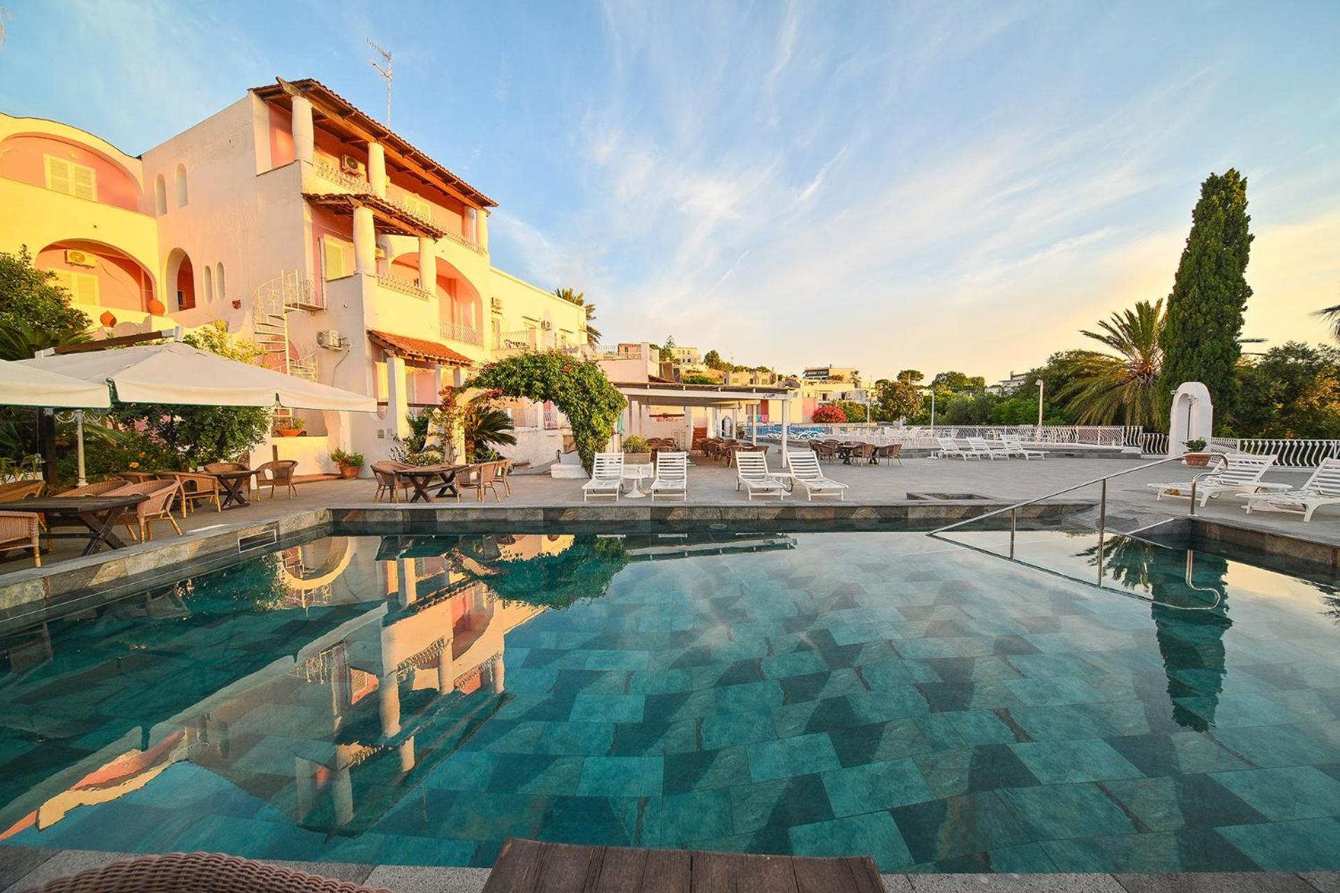 Av Club Terme Colella Hotel Forio di Ischia Екстериор снимка