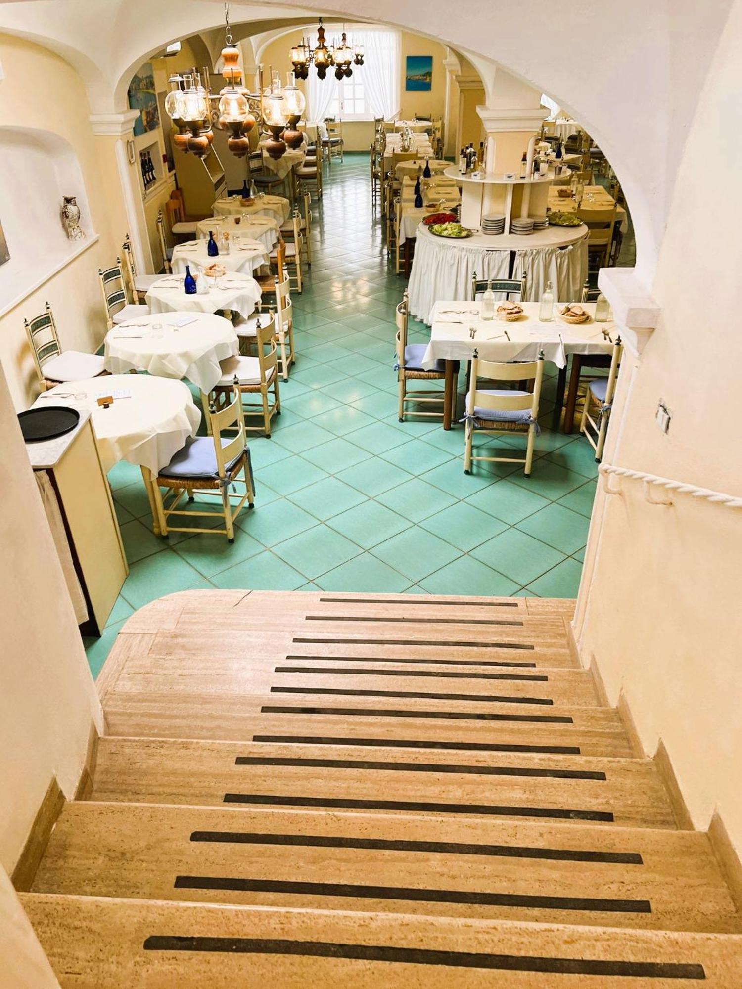 Av Club Terme Colella Hotel Forio di Ischia Екстериор снимка