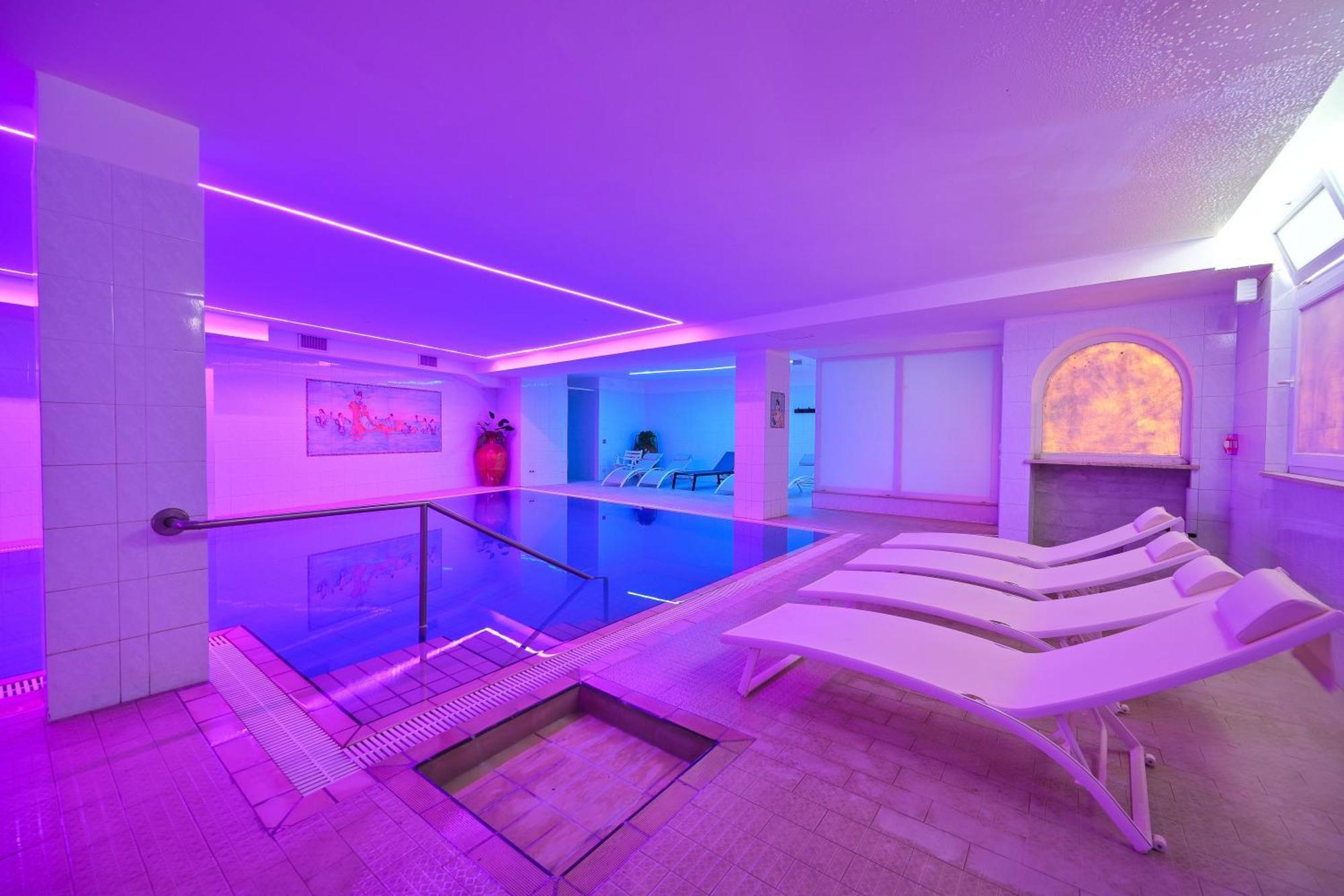 Av Club Terme Colella Hotel Forio di Ischia Екстериор снимка