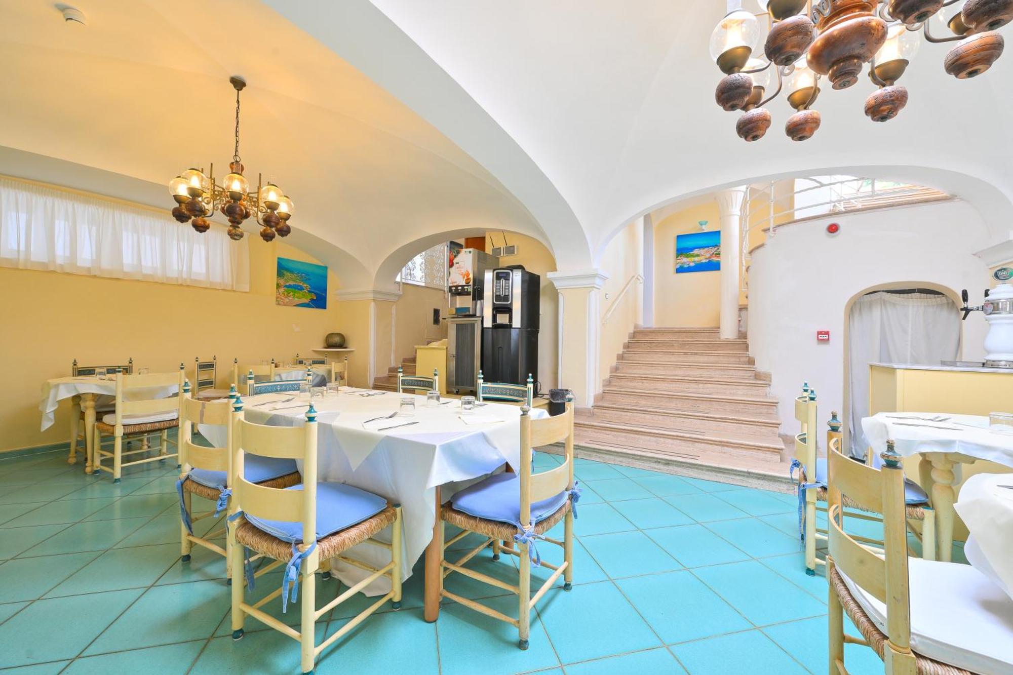 Av Club Terme Colella Hotel Forio di Ischia Екстериор снимка